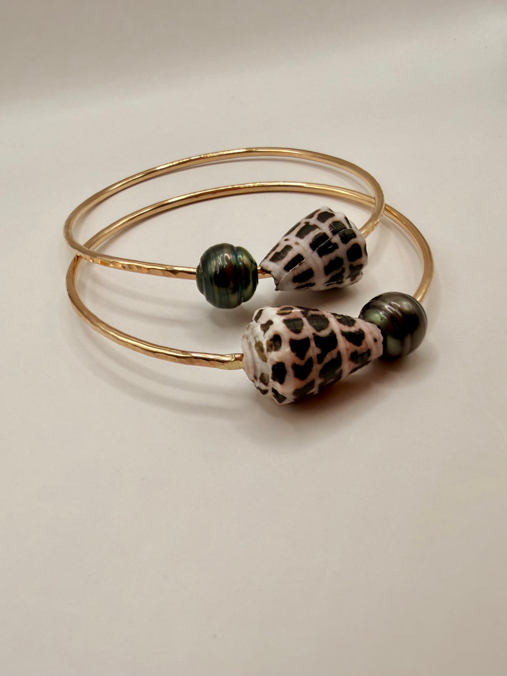 Tahitian Pearl w/ Hebrew bangle -size 8